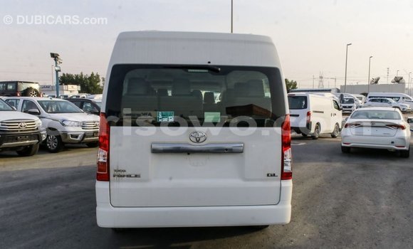 Ra Imported Toyota Hiace funfun Ọkọ̀ in Import - Dubai ni Benin Ra Imported Toyota Hiace funfun Ọkọ̀ in Import - Dubai ni Benin
