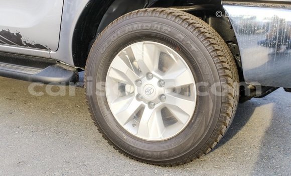 Ra Imported Toyota Hilux Miiran Ọkọ̀ in Import - Dubai ni Benin Ra Imported Toyota Hilux Miiran Ọkọ̀ in Import - Dubai ni Benin