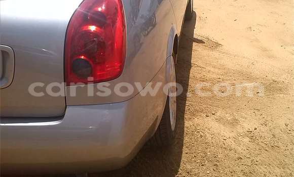 Acheter Occasion Voiture Nissan Primera Gris à Porto Novo, Benin Acheter Occasion Voiture Nissan Primera Gris à Porto Novo, Benin