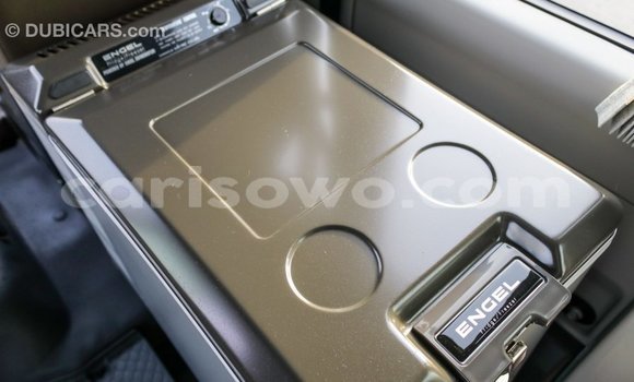 Ra Imported Toyota Coaster funfun Ọkọ̀ akẹ́rù ńlá in Import - Dubai ni Benin Ra Imported Toyota Coaster funfun Ọkọ̀ akẹ́rù ńlá in Import - Dubai ni Benin