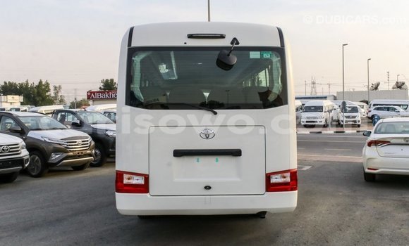 Ra Imported Toyota Coaster funfun Ọkọ̀ akẹ́rù ńlá in Import - Dubai ni Benin Ra Imported Toyota Coaster funfun Ọkọ̀ akẹ́rù ńlá in Import - Dubai ni Benin