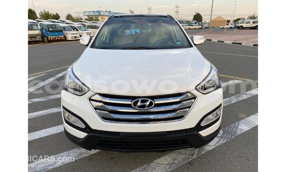 Acheter Import Voiture Hyundai Santa Fe Blanc à Import - Dubai, Benin Acheter Import Voiture Hyundai Santa Fe Blanc à Import - Dubai, Benin