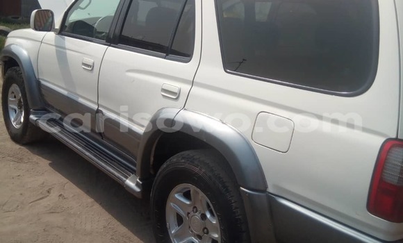 Ra Àlòkù Toyota 4Runner Silver Ọkọ̀ in Cotonou ni Benin Ra Àlòkù Toyota 4Runner Silver Ọkọ̀ in Cotonou ni Benin