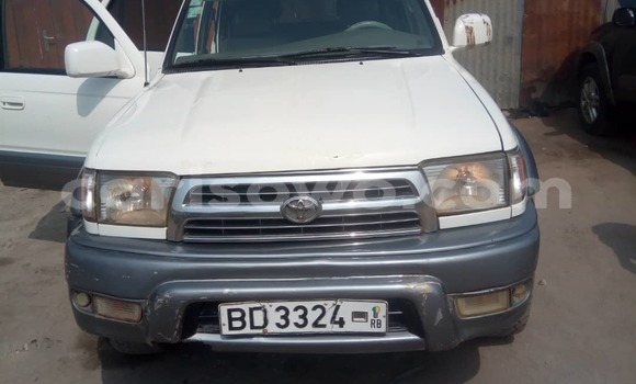 Ra Àlòkù Toyota 4Runner Silver Ọkọ̀ in Cotonou ni Benin Ra Àlòkù Toyota 4Runner Silver Ọkọ̀ in Cotonou ni Benin