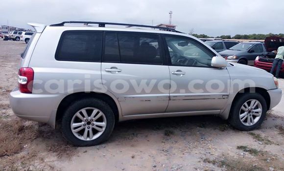 Sayi Na hannu Toyota Highlander Black Mota in Savalou a Benin Sayi Na hannu Toyota Highlander Black Mota in Savalou a Benin