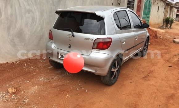 Ra Àlòkù Toyota Yaris Silver Ọkọ̀ in Cotonou ni Benin Ra Àlòkù Toyota Yaris Silver Ọkọ̀ in Cotonou ni Benin