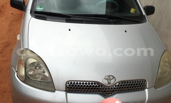 Ra Àlòkù Toyota Yaris Silver Ọkọ̀ in Cotonou ni Benin Ra Àlòkù Toyota Yaris Silver Ọkọ̀ in Cotonou ni Benin