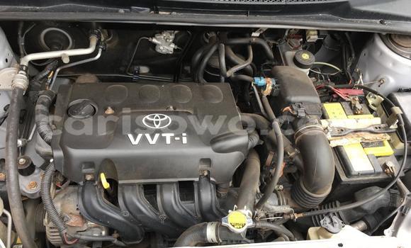 Ra Àlòkù Toyota Yaris Silver Ọkọ̀ in Cotonou ni Benin Ra Àlòkù Toyota Yaris Silver Ọkọ̀ in Cotonou ni Benin