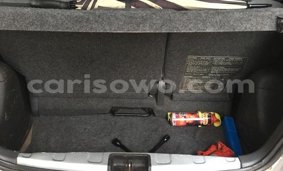 Ra Àlòkù Toyota Yaris Silver Ọkọ̀ in Cotonou ni Benin Ra Àlòkù Toyota Yaris Silver Ọkọ̀ in Cotonou ni Benin