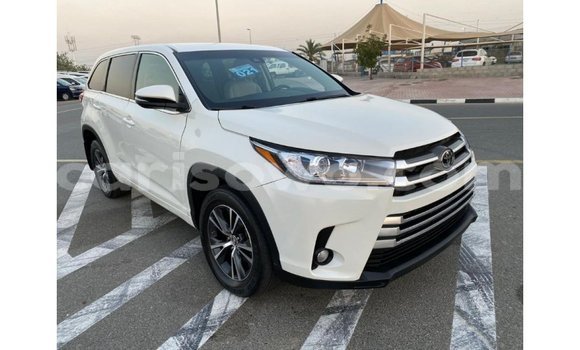 Buy Import Toyota Highlander White Car in Import - Dubai in Benign Buy Import Toyota Highlander White Car in Import - Dubai in Benign