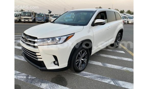 Buy Import Toyota Highlander White Car in Import - Dubai in Benign Buy Import Toyota Highlander White Car in Import - Dubai in Benign