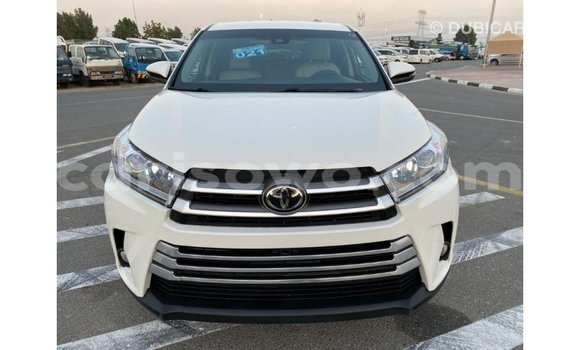 Buy Import Toyota Highlander White Car in Import - Dubai in Benign Buy Import Toyota Highlander White Car in Import - Dubai in Benign