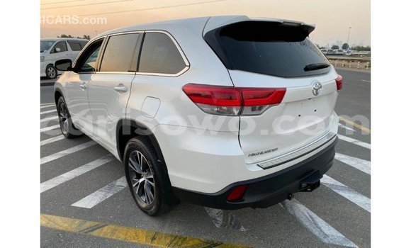 Buy Import Toyota Highlander White Car in Import - Dubai in Benign Buy Import Toyota Highlander White Car in Import - Dubai in Benign