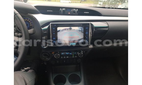 Sayi Imported Toyota Hilux Sauran Mota in Import - Dubai a Benin Sayi Imported Toyota Hilux Sauran Mota in Import - Dubai a Benin