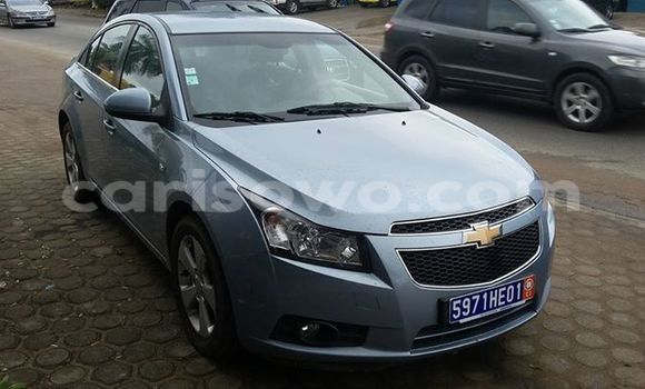 Sayi Na hannu Chevrolet Camaro Black Mota in Savalou a Benin