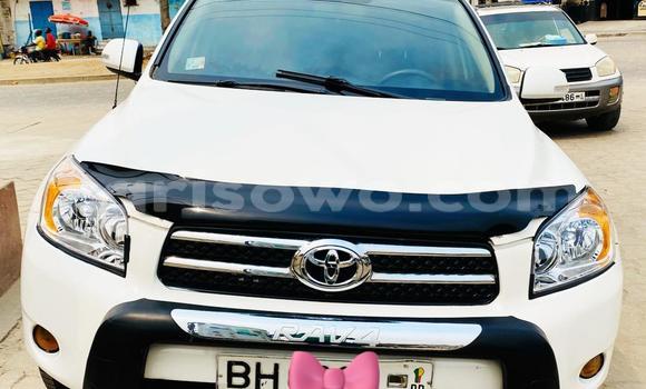 Buy Used Toyota RAV4 White Car in Cotonou in Benign Buy Used Toyota RAV4 White Car in Cotonou in Benign