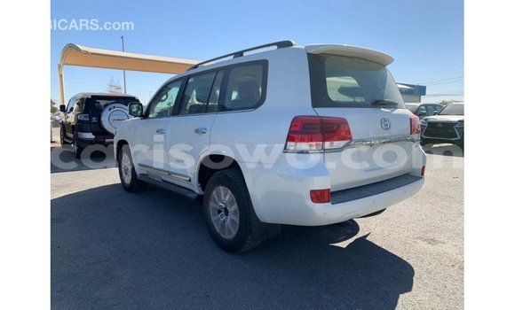 Buy Import Toyota Land Cruiser White Car in Import - Dubai in Benign Buy Import Toyota Land Cruiser White Car in Import - Dubai in Benign