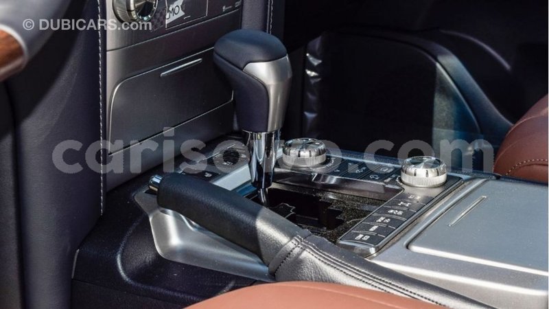 Big with watermark toyota land cruiser benin import dubai 7212