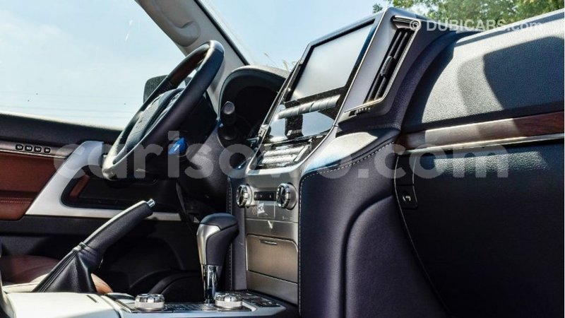 Big with watermark toyota land cruiser benin import dubai 7212