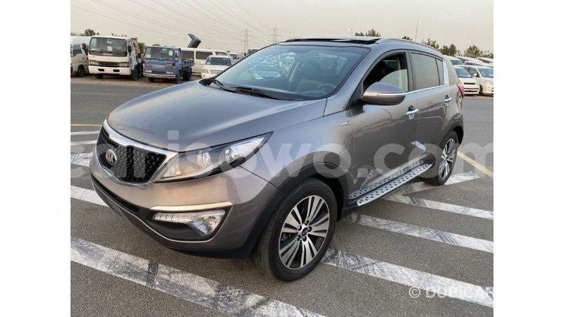 Big with watermark kia sportage benin import dubai 7217