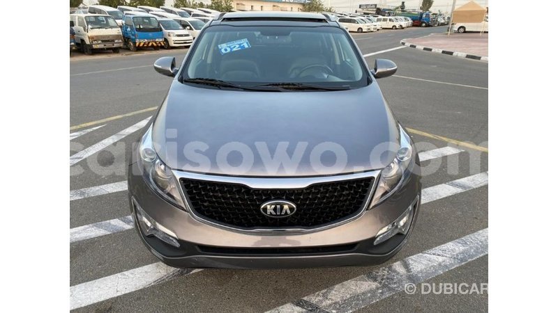 Big with watermark kia sportage benin import dubai 7217