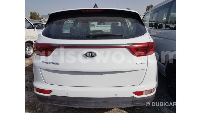 Big with watermark kia sportage benin import dubai 7235