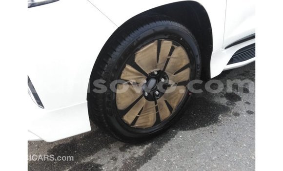 Ra Imported Lexus LX funfun Ọkọ̀ in Import - Dubai ni Benin Ra Imported Lexus LX funfun Ọkọ̀ in Import - Dubai ni Benin