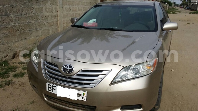 Big with watermark camry1