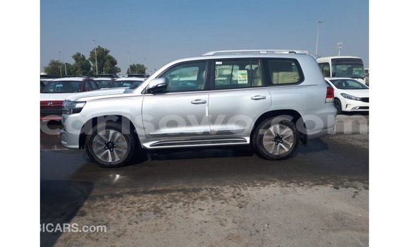 Ra Imported Toyota Land Cruiser Miiran Ọkọ̀ in Import - Dubai ni Benin Ra Imported Toyota Land Cruiser Miiran Ọkọ̀ in Import - Dubai ni Benin