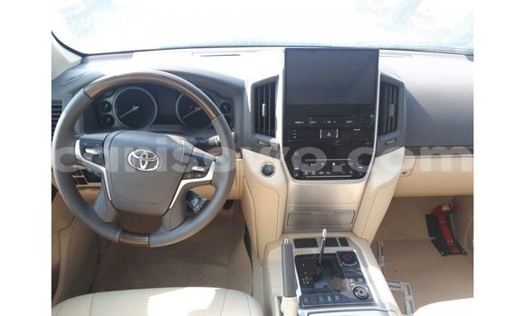 Ra Imported Toyota Land Cruiser Miiran Ọkọ̀ in Import - Dubai ni Benin Ra Imported Toyota Land Cruiser Miiran Ọkọ̀ in Import - Dubai ni Benin