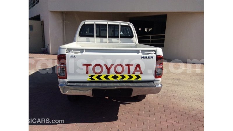 Big with watermark toyota hilux benin import dubai 7266