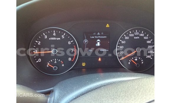 Acheter Import Voiture Kia Sportage Bleu à Import - Dubai, Benin Acheter Import Voiture Kia Sportage Bleu à Import - Dubai, Benin