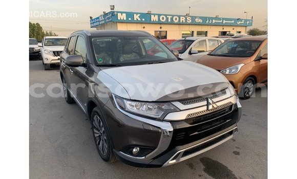 Sayi Imported Mitsubishi Outlander Brown Mota in Import - Dubai a Benin Sayi Imported Mitsubishi Outlander Brown Mota in Import - Dubai a Benin