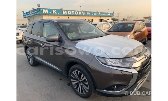 Sayi Imported Mitsubishi Outlander Brown Mota in Import - Dubai a Benin Sayi Imported Mitsubishi Outlander Brown Mota in Import - Dubai a Benin
