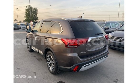 Sayi Imported Mitsubishi Outlander Brown Mota in Import - Dubai a Benin Sayi Imported Mitsubishi Outlander Brown Mota in Import - Dubai a Benin