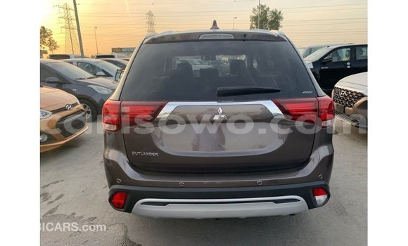 Sayi Imported Mitsubishi Outlander Brown Mota in Import - Dubai a Benin Sayi Imported Mitsubishi Outlander Brown Mota in Import - Dubai a Benin