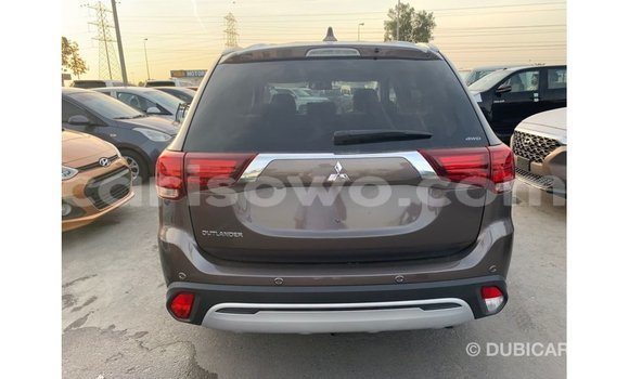 Sayi Imported Mitsubishi Outlander Brown Mota in Import - Dubai a Benin Sayi Imported Mitsubishi Outlander Brown Mota in Import - Dubai a Benin