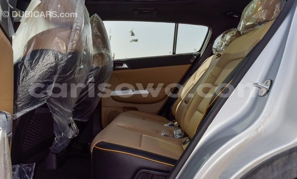 Acheter Import Voiture Kia Sportage Autre à Import - Dubai, Benin Acheter Import Voiture Kia Sportage Autre à Import - Dubai, Benin