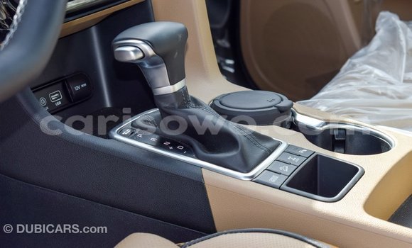 Acheter Import Voiture Kia Sportage Autre à Import - Dubai, Benin Acheter Import Voiture Kia Sportage Autre à Import - Dubai, Benin