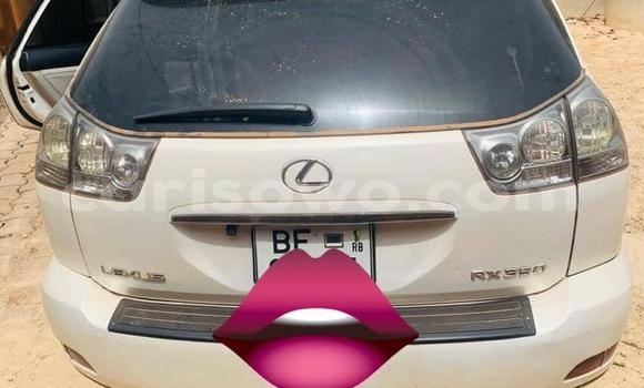 Acheter Occasion Voiture Lexus RX 330 Blanc à Cotonou, Benin Acheter Occasion Voiture Lexus RX 330 Blanc à Cotonou, Benin