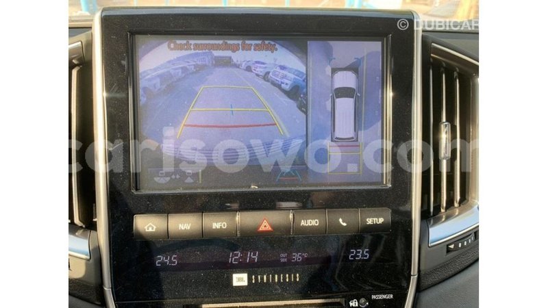 Big with watermark toyota land cruiser benign import dubai 7314