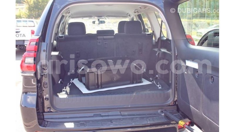 Big with watermark toyota prado benign import dubai 7319