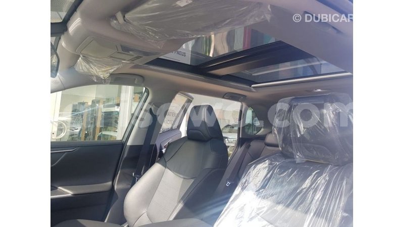 Big with watermark toyota hiace benin import dubai 7320