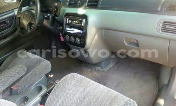 Ra Àlòkù Honda CR–V Silver Ọkọ̀ in Cotonou ni Benin Ra Àlòkù Honda CR–V Silver Ọkọ̀ in Cotonou ni Benin