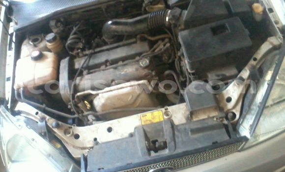 Ra Àlòkù Ford Focus funfun Ọkọ̀ in Cotonou ni Benin Ra Àlòkù Ford Focus funfun Ọkọ̀ in Cotonou ni Benin