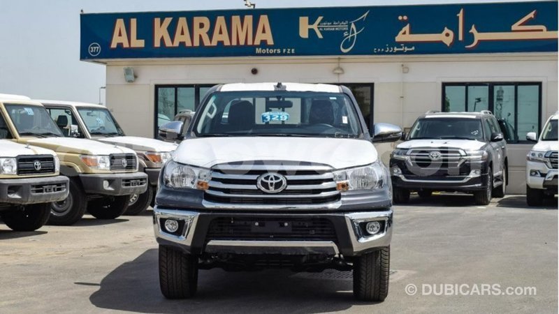 Big with watermark toyota hilux benign import dubai 7333