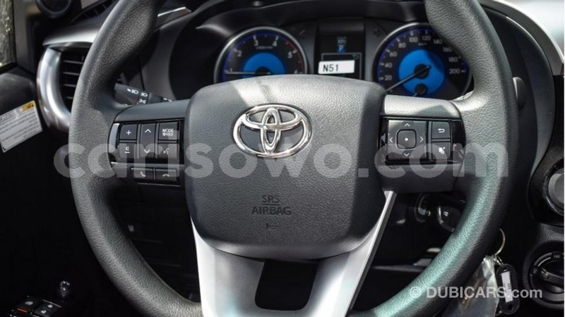 Big with watermark toyota hilux benign import dubai 7333