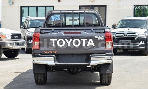 Ra Imported Toyota Hilux Miiran Ọkọ̀ in Import - Dubai ni Benin Ra Imported Toyota Hilux Miiran Ọkọ̀ in Import - Dubai ni Benin