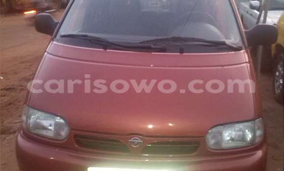 Ra Àlòkù Nissan Serena Red Ọkọ̀ in Abomey Calavi ni Benin Ra Àlòkù Nissan Serena Red Ọkọ̀ in Abomey Calavi ni Benin