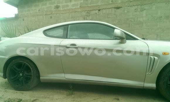 Ra Àlòkù Hyundai Coupe Silver Ọkọ̀ in Cotonou ni Benin Ra Àlòkù Hyundai Coupe Silver Ọkọ̀ in Cotonou ni Benin